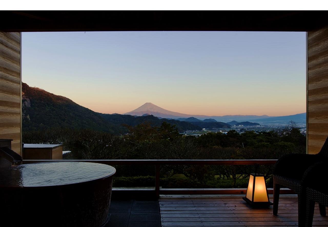 Ohito Hotel อิซึโนะคุนิ ภายนอก รูปภาพ